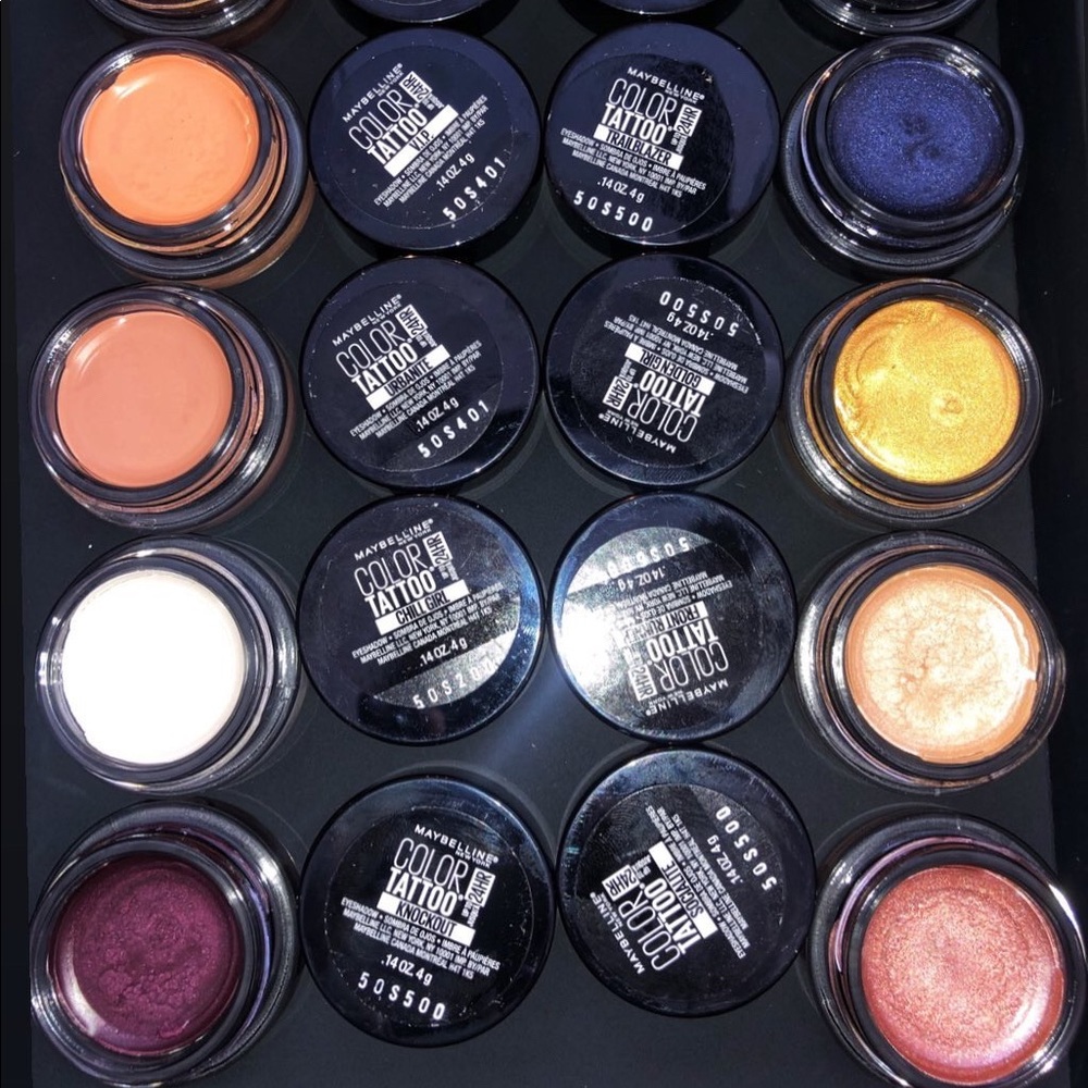 Maybelline color tattoo front runner eyeshadows